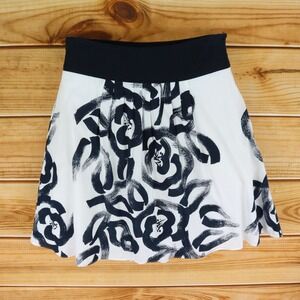 Mossimo Skirt Pleated A-Line Knee Length Womens Size 2 Black White Floral Cotton